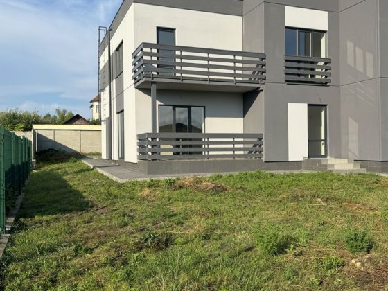 Продаж дуплексу із ремонтом 136 кв.м у с. Шевченкове Київська область Шевченково