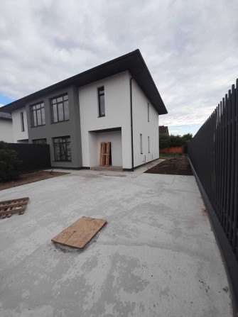Продаж Дуплекс 132м з ділянкою 4сотки Без Комісії - фото 1