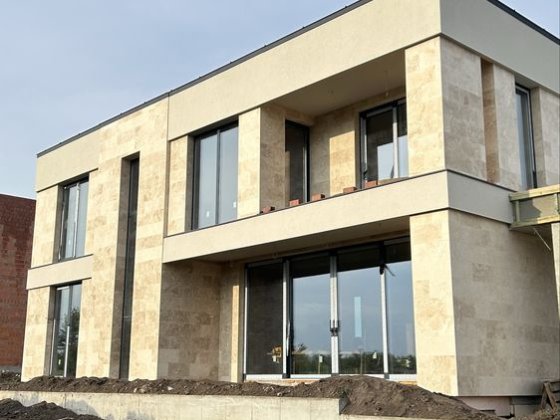 Продаж преміального котеджу в елітному районі с. Сокільники, Без комісії Сокільники