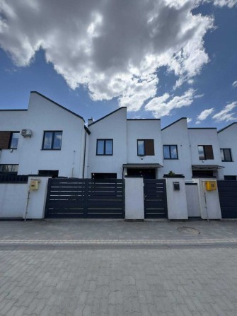 Продаж сучасного будинку з ремонтом в Сокільниках - фото 1