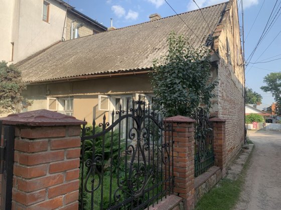 Продається частина будинку Самбор