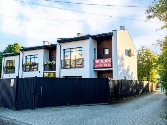 Продаж  котедж вул. Щирецька ТЦ Південний Скнилов