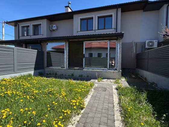 Продаж якісного котеджу з частковими роботами у чудовій локації початок Конопниці Зимна Вода Конопниця