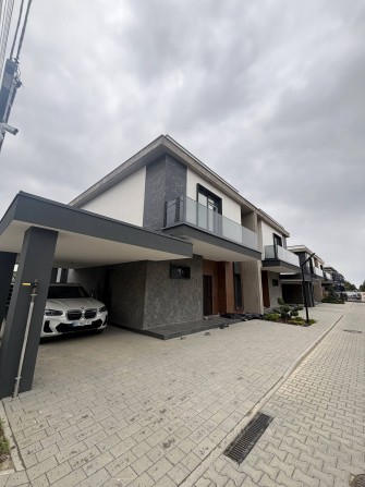 Без % Продаж котеджу з басейном і спортзалом 135м2 Конопниця КМ Стоун Вілідж - фото 1