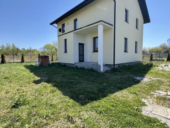 Продаж окремого будинку Зимна Вода / Конопниця Конопниця