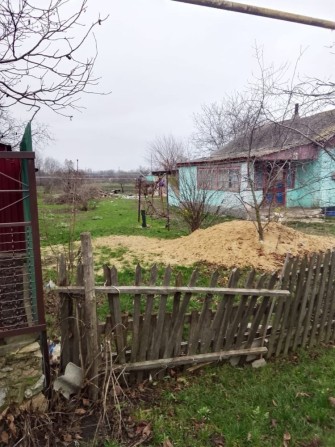 Продаєця будинок - фото 1