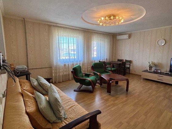 Срочно! Продам просторный дом в Фонтанке за 155 000, море через дорогу Фонтанка