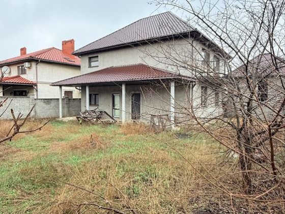 Актуально Продам дом и гараж в Червоный Хутор на Балтской цена снижена на участке 5,7 соток дом под  Лиманка