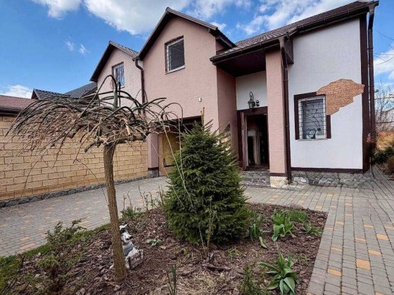 Продам дуплекс біля моря. 140м2, Одеса, Фонтанка поруч ТЦ "Рів`ера" Фонтанка