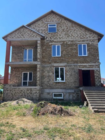 Продам не достроенный дом в Лесках - фото 1