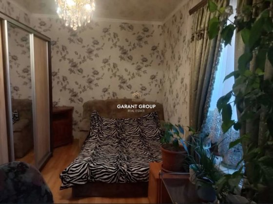 Одноповерховий будинок з землею в Нерубайському Нерубайское