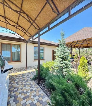 tir В продажу новий будинок 3-к, фонтанка, з басейном і альтанкою - фото 1