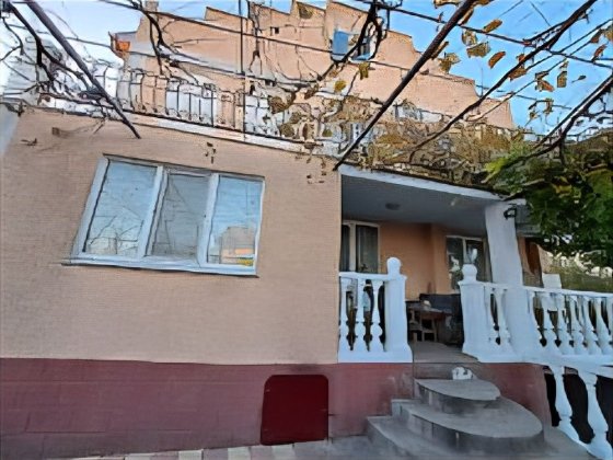 У продажу капітальний будинок Великодолинське