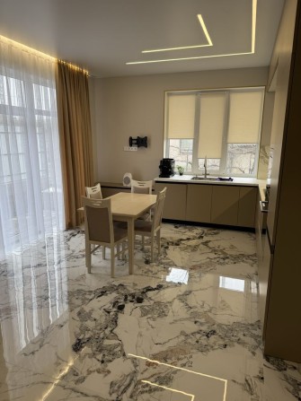 Новый дом с ремонтом, 95 м², теплый пол, газ, Нерубайское - фото 1