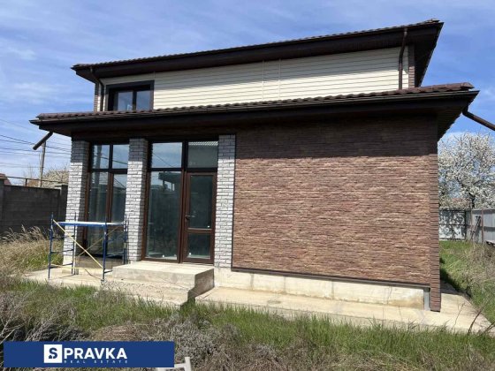 Дом в Фонтанке , 217 кв , терасса 20 кв , 6 соток ,4 спальни , сигнализация , зона барбекю , кладова Фонтанка
