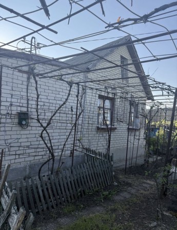 Капитальный ,дом в с.Светлое(не дачи) - фото 1