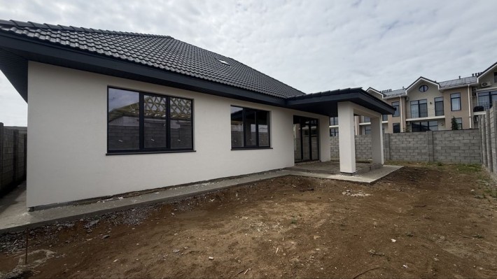 В продаже 1-этажный дом в Дайберге (рассрочка), Червоный хутор - фото 1