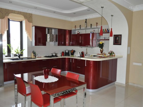 У продажу 4-х рівневий будинок в Совіньйоні, побудований з черепашника. Лиманка
