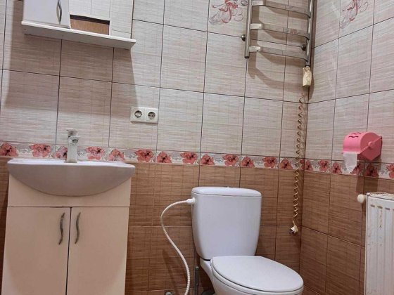 Продаётся дом на 2 семьи. Участок 6 соток. Авангард 2. Сухой Лиман
