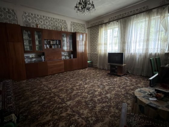 Продам двоповерховий будинок в центрі Овідіополя