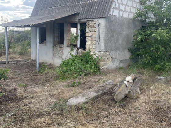 недостроенный дом,.участок со стройматериалами,2 участка в Калаглии Овидиополь