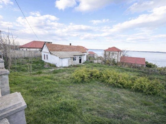 Продам дом с участком с видом на лиман!