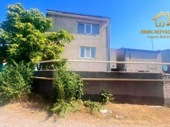 Продам 3 этажный  дом  136 кв. м в элитном кооперативе Румб, Совиньон Бурлачья Балка
