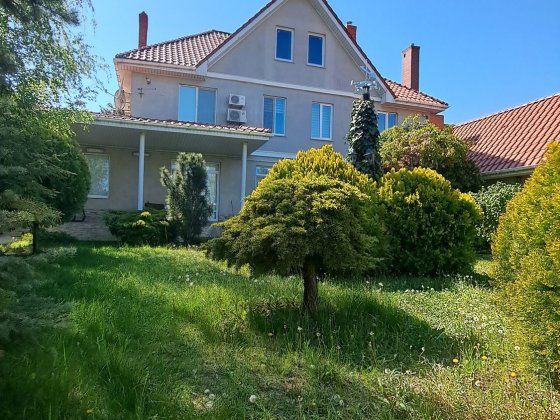 Продам дом  в Ж/К   Совиньон Бурлачья Балка