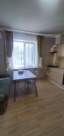 Продам таунхауз  Совиньон Люстдорф . 2 эт.Общ 90 м ,2.5 сот. - фото 1