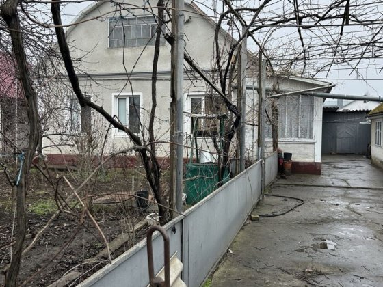 Одноповерховий будинок в с.Молодіжне Молодежное