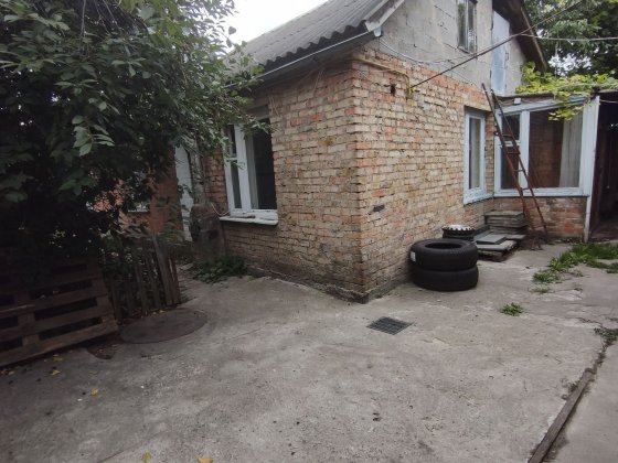Продам частину будинка Залізничне селище