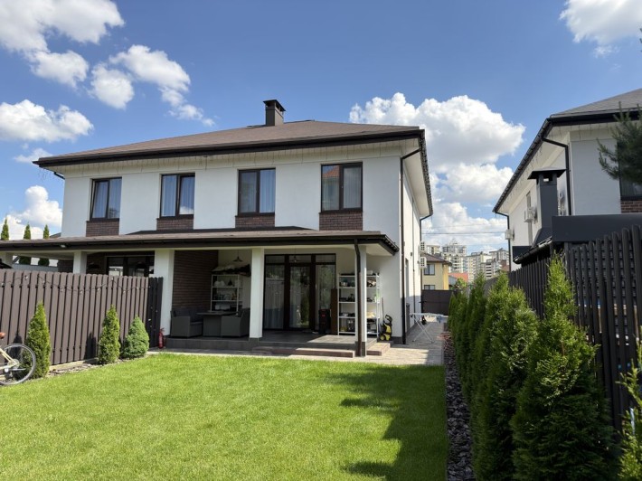Продаж Будинку з ремонтом в місті Бровари, район «Сади» - фото 1
