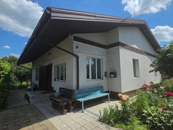 Продаж будинку з ремонтом та меблями Белая Церковь