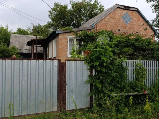 Будинок з гаражем та газом за вигідною ціною — Карлівка! Карлівка