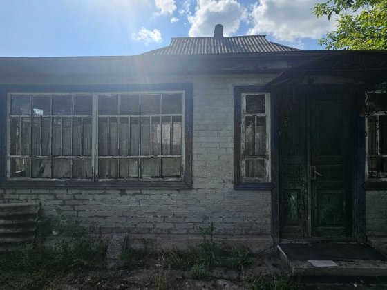 Продам маленький теплий будинок Гребенка