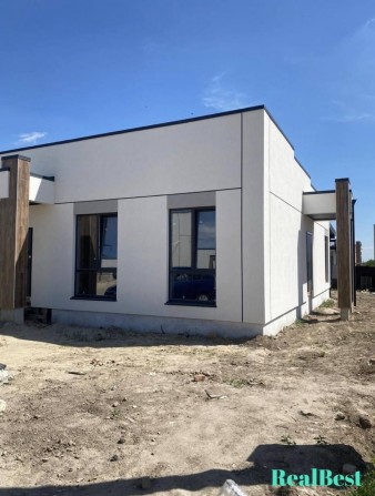 Продаж / Будинок / Рівне - фото 1