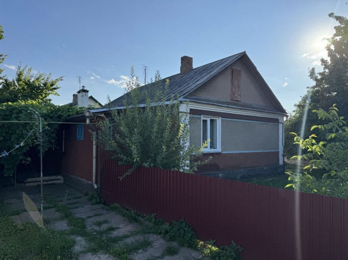 Продам будинок місто Березне,9 сот землі - фото 1