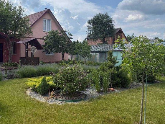 Нова Українка . Чудова дача в гарній локації, біля лісу і велопарку Новая Украинка