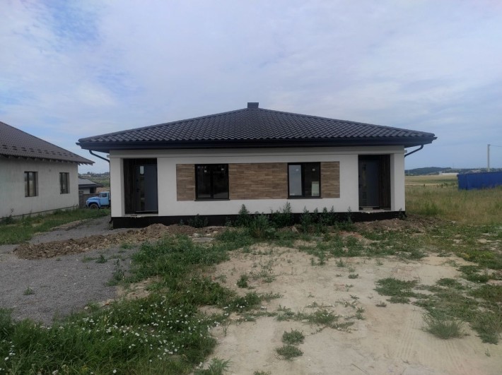 Продам доян в Корнині - фото 1