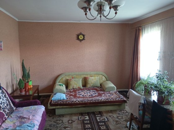 Продається будинок із зручностями Кролевець