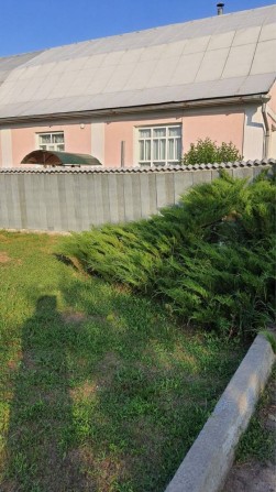 Продаю будинок з ділянкою землі - фото 1