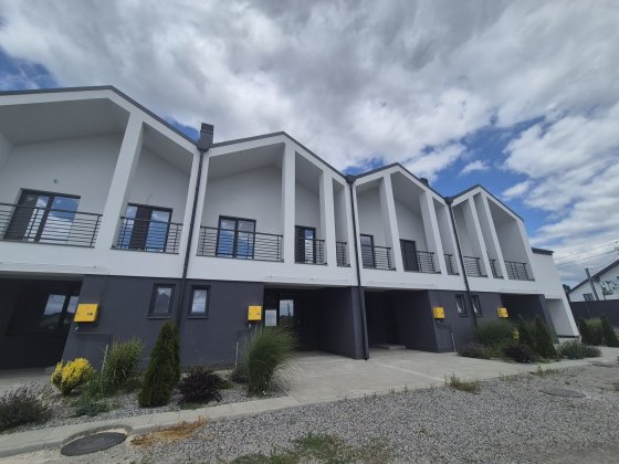 Продам таунхаус Військбуд Белая Церковь