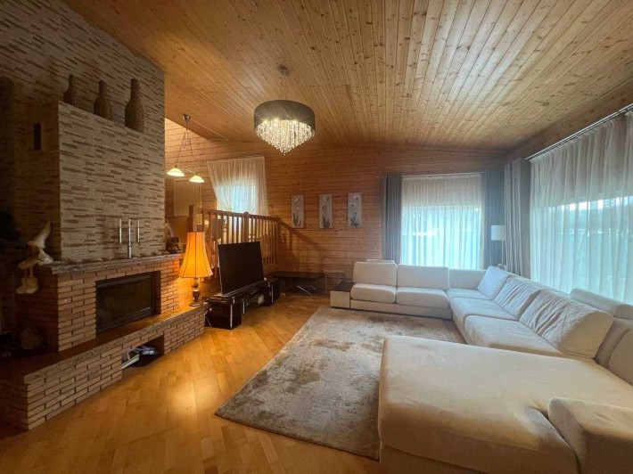 Продаж комфортного будинку. Нахімова 5 м.Бориспіль - фото 1