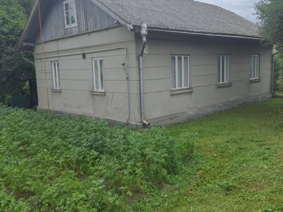 Будинок і земля по вул. Шевченка, 15, м. Тлумач, Івано-Франківська обл Ивано-Франковск