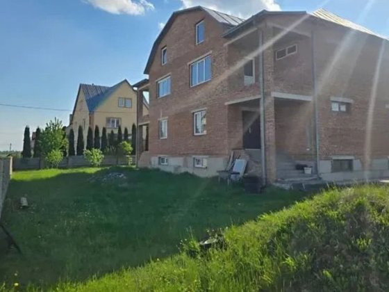 Продаж дуплексу, 240 кв.м, Байківці Байковцы