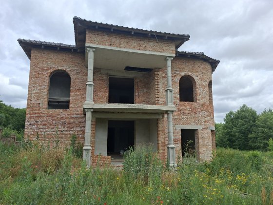 Продаж просторого будинку з 20 сотками землі Байковцы