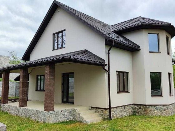 Продам новобуд в Малій Данилівці 2-х поверховий, 200м2
