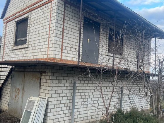 АН,, ОСЕЛЯ ,, Продается дом( неокоченое строительство ) на участке в 9,5 соток Первомайськ