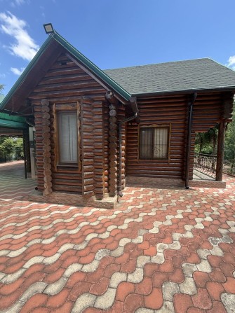 Продам гарний будинок зі зрубу за межами міста - фото 1