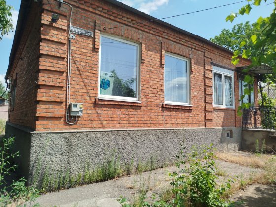 Продам великий будинок по вул. Шовковична Первомайськ